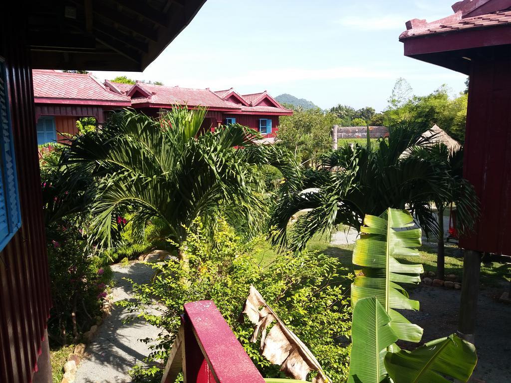 Khmer House Bungalow Hotel Kep Exterior foto