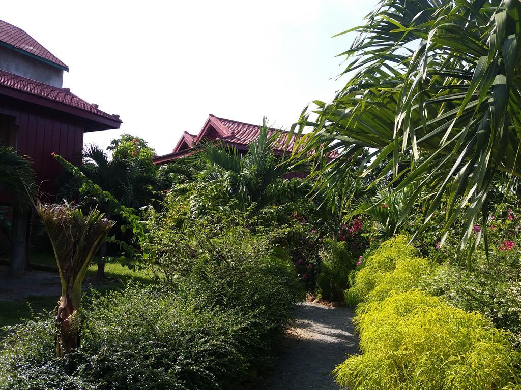 Khmer House Bungalow Hotel Kep Exterior foto