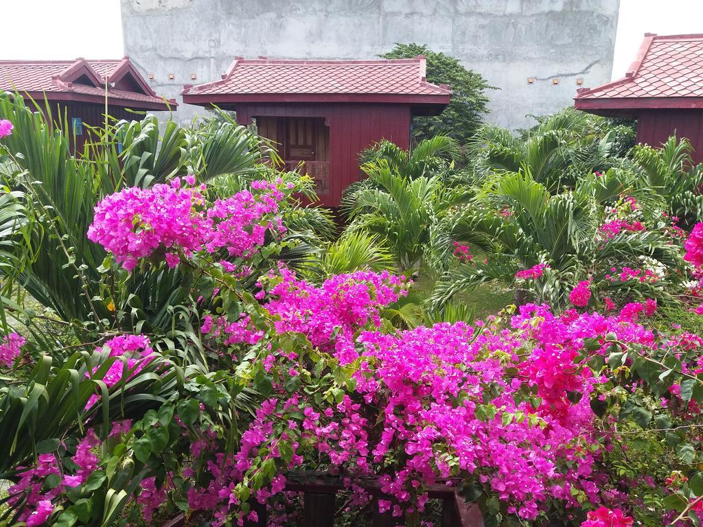 Khmer House Bungalow Hotel Kep Exterior foto